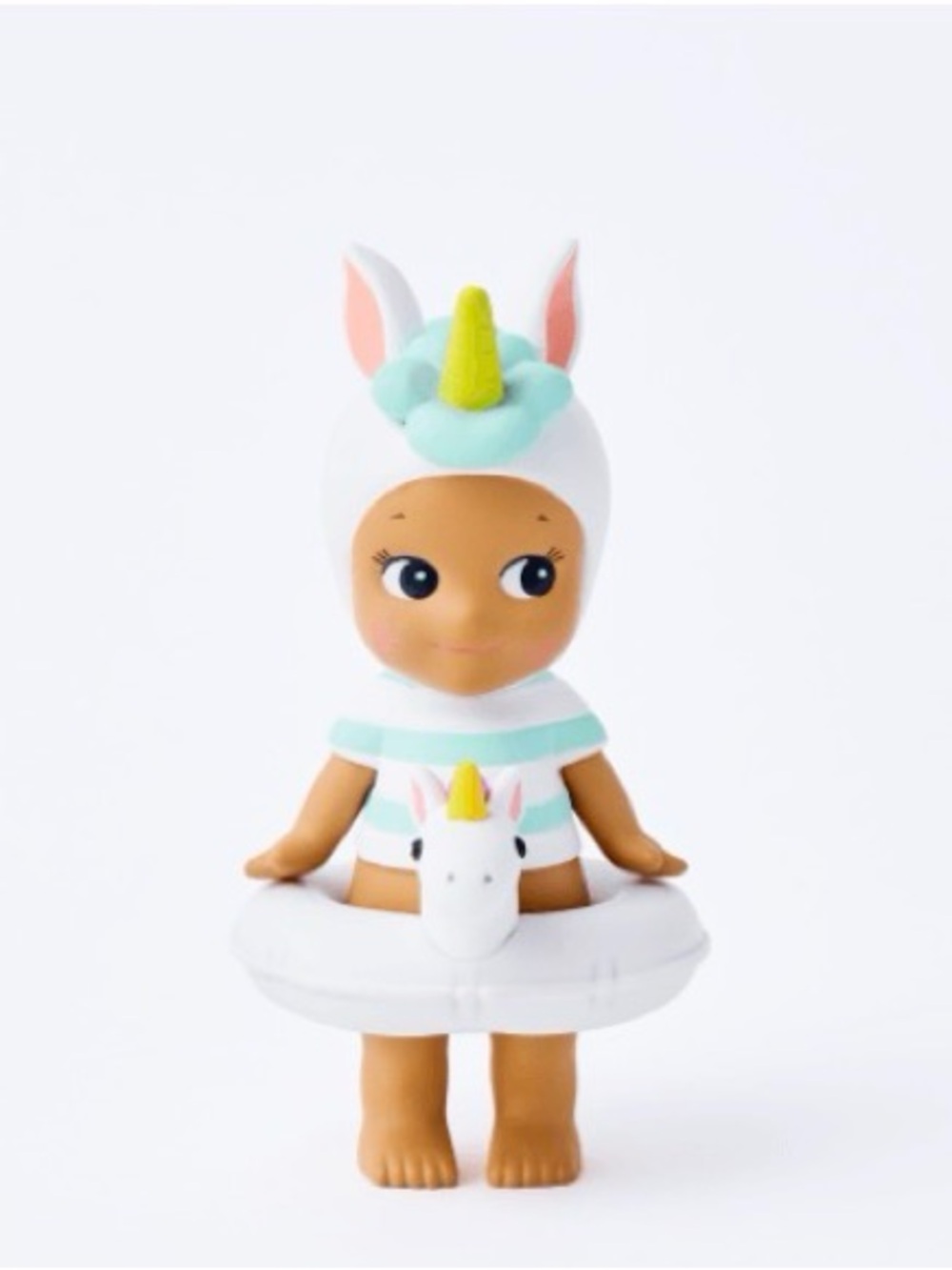 Sonny Angel Summer Vacation Series: Sun Kissed Style Secret Unicorn
